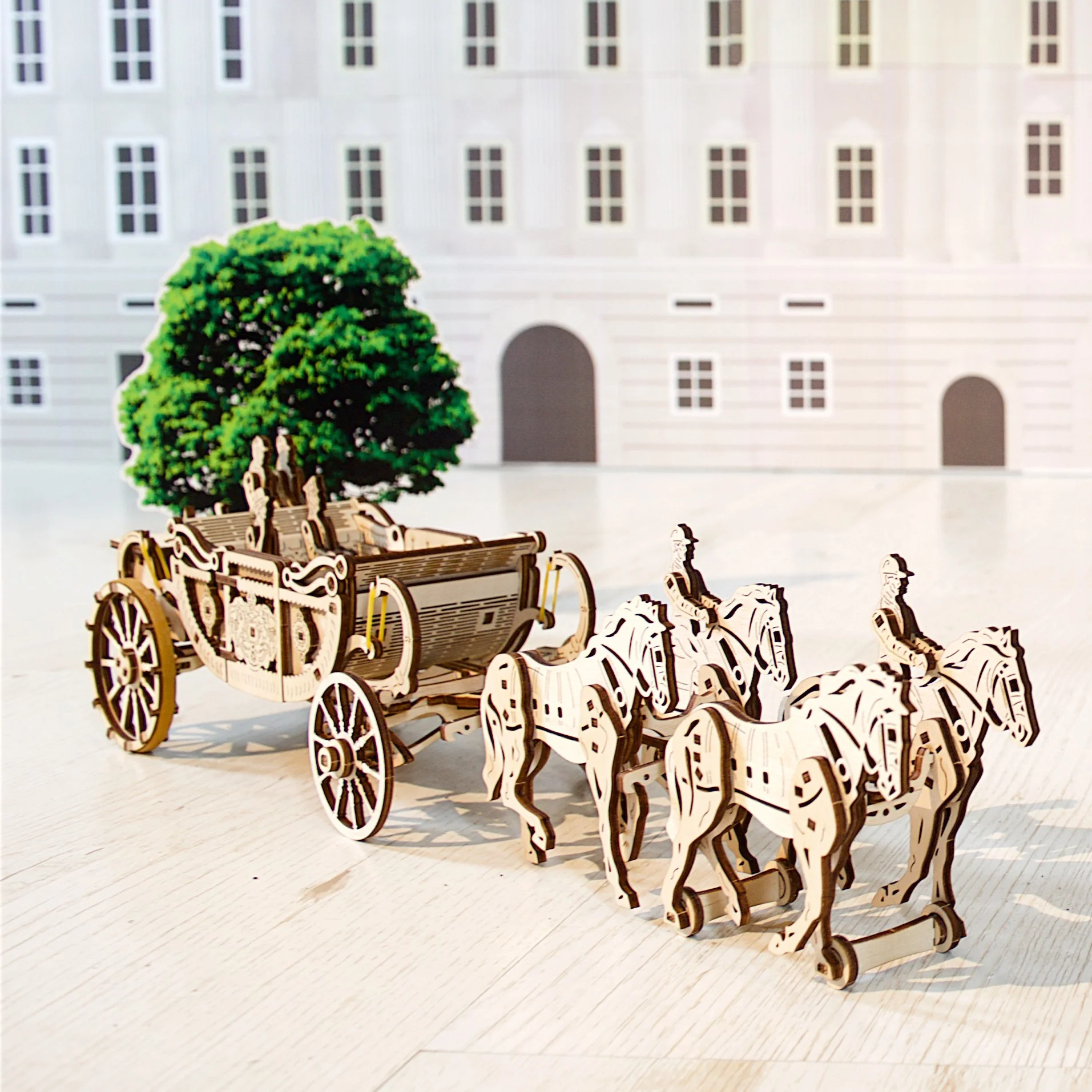 Royal Сarriage - Image 6